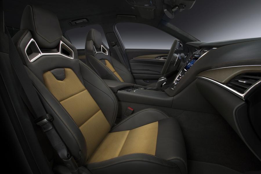 Интерьер Cadillac CTS-V 2016 года  (NA) (фото 34 из 34)